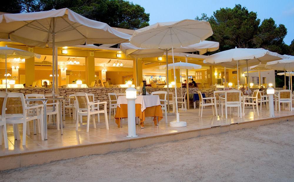 Hotel Catalonia Ses Estaques - Adults Only Santa Eularia des Riu Esterno foto