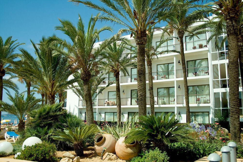 Hotel Catalonia Ses Estaques - Adults Only Santa Eularia des Riu Esterno foto