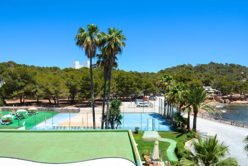 Hotel Catalonia Ses Estaques - Adults Only Santa Eularia des Riu Esterno foto