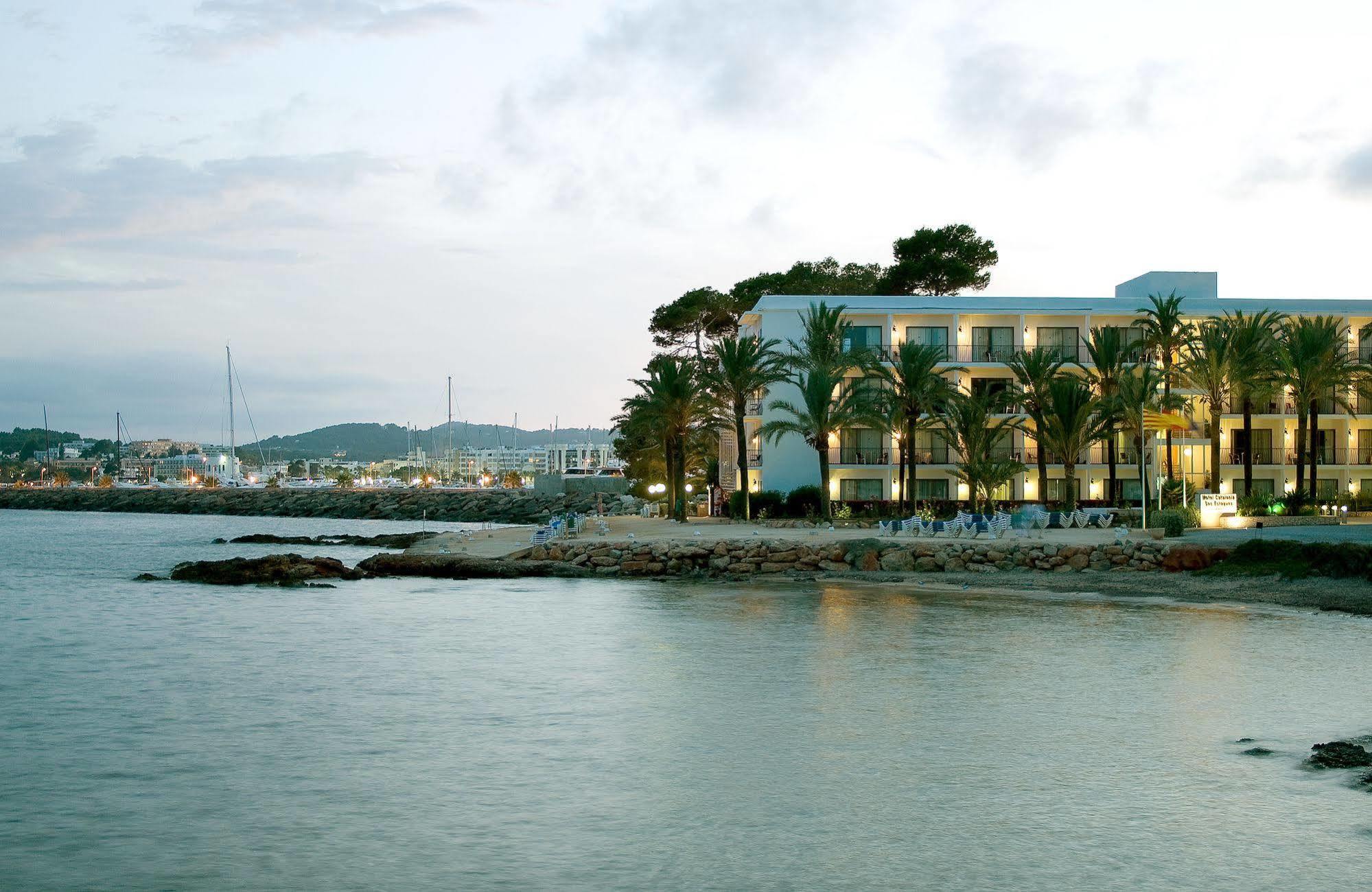 Hotel Catalonia Ses Estaques - Adults Only Santa Eularia des Riu Esterno foto