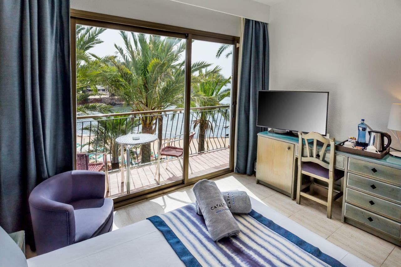 Hotel Catalonia Ses Estaques - Adults Only Santa Eularia des Riu Esterno foto