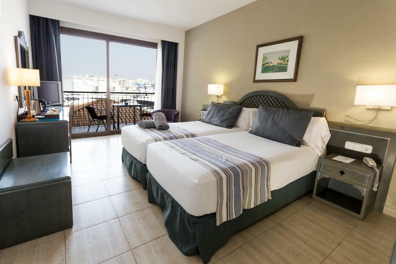 Hotel Catalonia Ses Estaques - Adults Only Santa Eularia des Riu Esterno foto