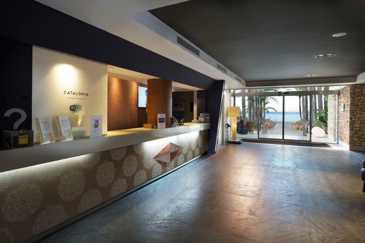 Hotel Catalonia Ses Estaques - Adults Only Santa Eularia des Riu Esterno foto
